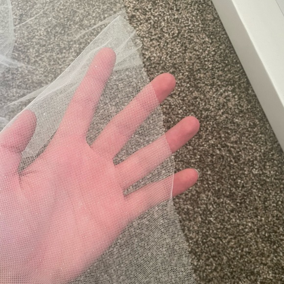 Wedding veil - Picture 4 of 5